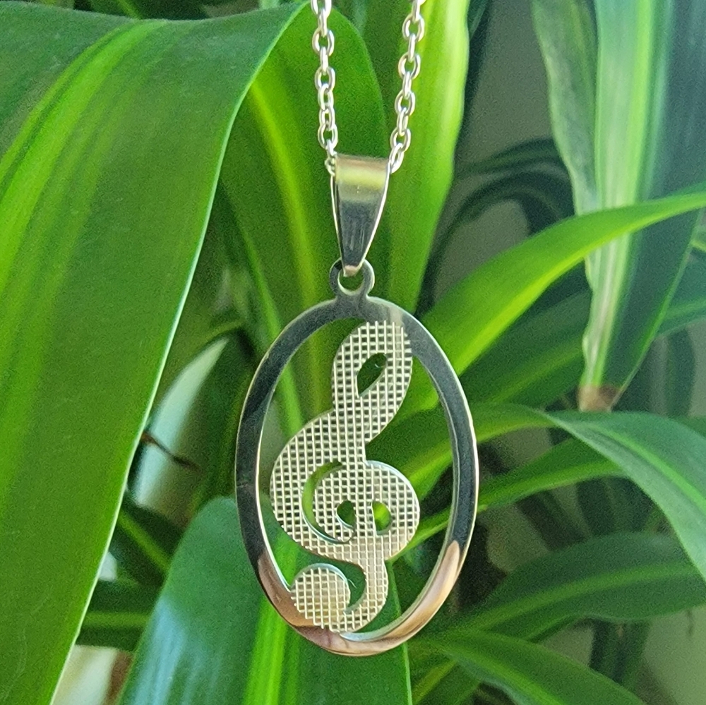 STAINLESS STEEL Music G-clef pendant/necklace. Unisex.Nwt*